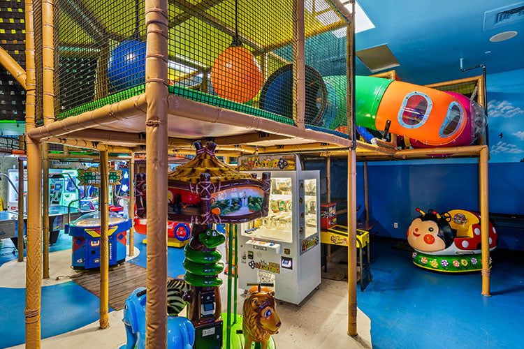 Regal Palms Arcade Play Zone