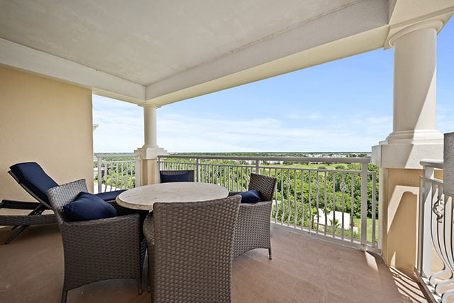 1 & 2-bed condos with balcony view